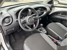 Toyota Aygo X (2022) thumbnail 10