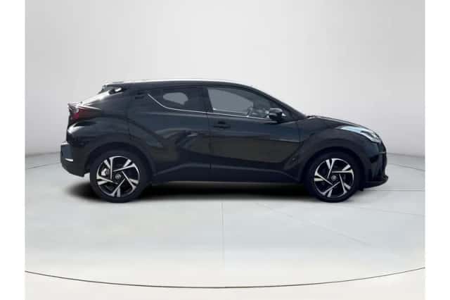 Toyota C-HR (2023) thumbnail 6