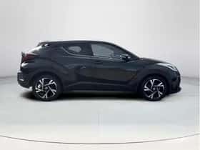 Toyota C-HR (2023) thumbnail 6