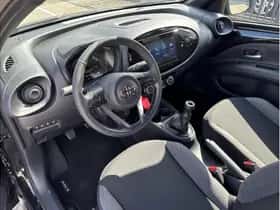 Toyota Aygo X (2025) thumbnail 10