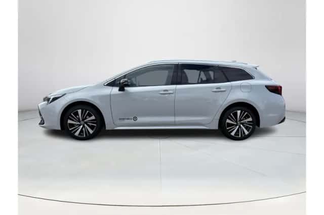 Toyota Corolla (2025) thumbnail 2