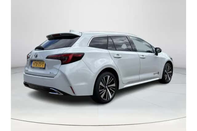 Toyota Corolla (2025) thumbnail 5