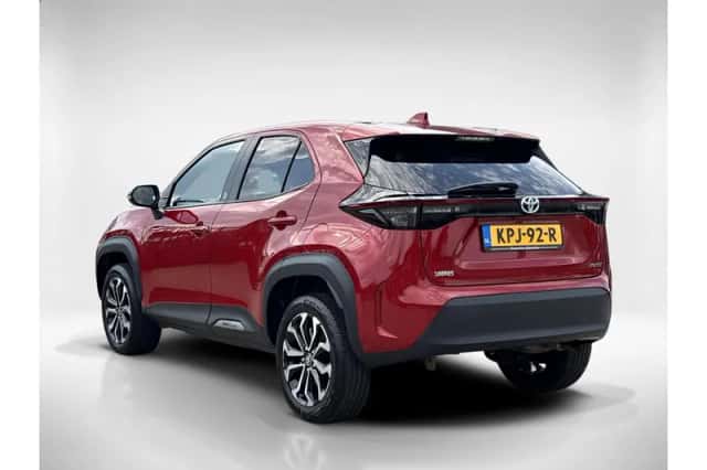Toyota Yaris Cross (2023) thumbnail 3