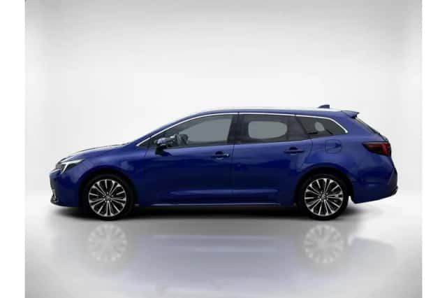 Toyota Corolla (2023) thumbnail 2