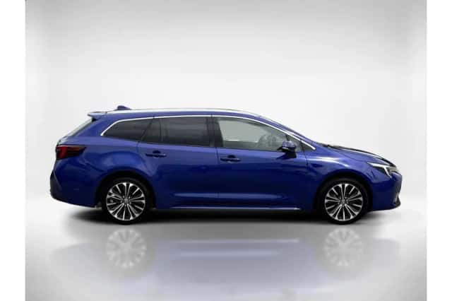 Toyota Corolla (2023) thumbnail 6
