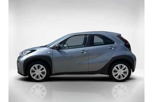 Toyota Aygo X (2025) thumbnail 2
