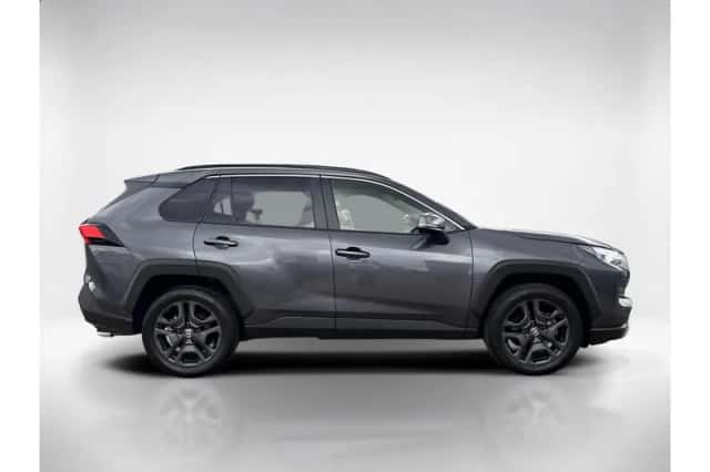 Toyota RAV4 (2025) thumbnail 6