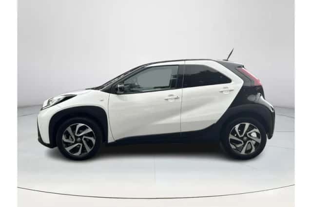 Toyota Aygo X (2023) thumbnail 2