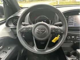 Toyota Aygo X (2023) thumbnail 15