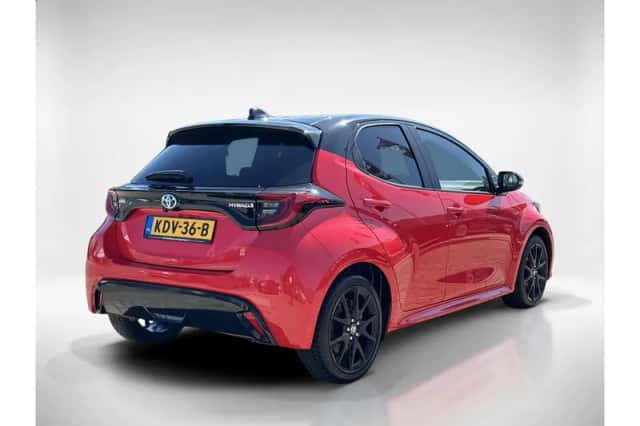 Toyota Yaris (2023) thumbnail 5
