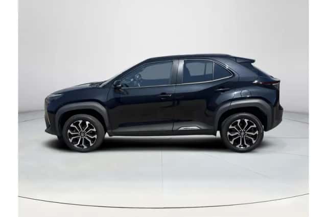 Toyota Yaris Cross (2025) thumbnail 2