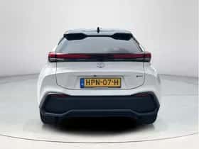 Toyota C-HR (2025) thumbnail 4