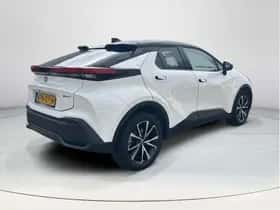 Toyota C-HR (2025) thumbnail 5