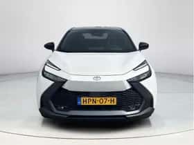 Toyota C-HR (2025) thumbnail 8