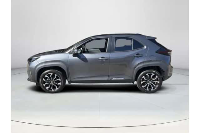 Toyota Yaris Cross (2025) thumbnail 2
