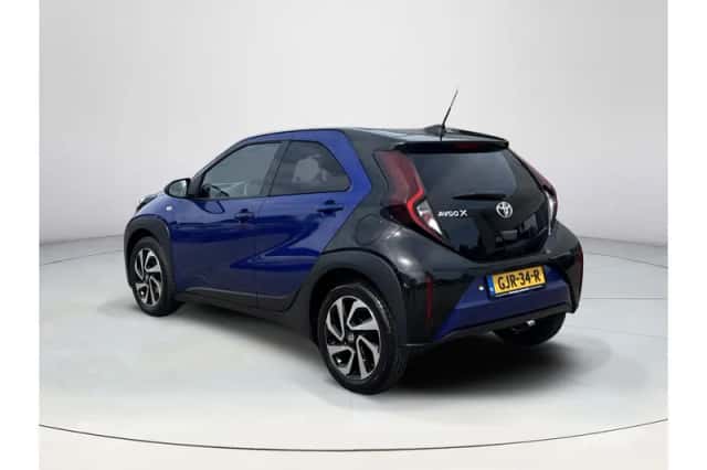 Toyota Aygo X (2024) thumbnail 3