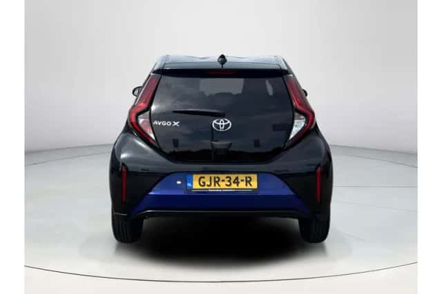 Toyota Aygo X (2024) thumbnail 4