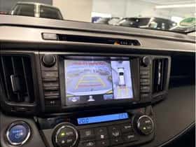 Toyota RAV4 (2017) thumbnail 18