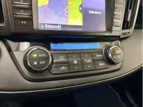 Toyota RAV4 (2017) thumbnail 26