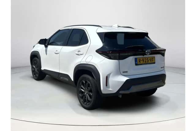 Toyota Yaris Cross (2022) thumbnail 3