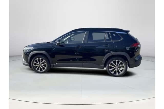 Toyota Corolla Cross (2023) thumbnail 2