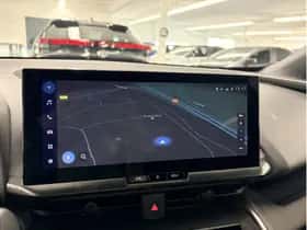 Toyota C-HR (2025) thumbnail 13