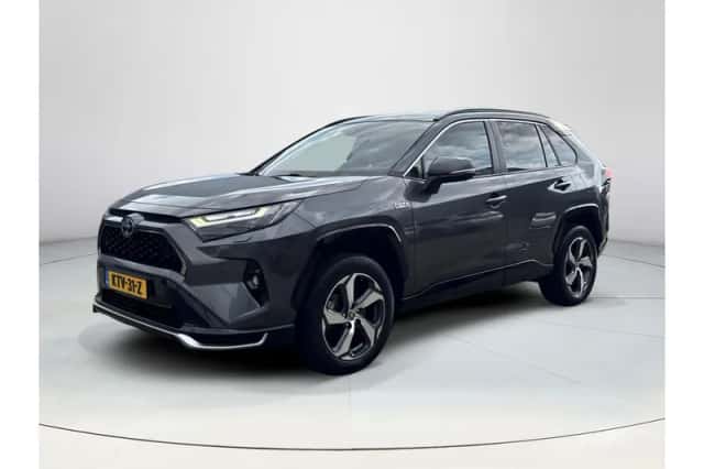 Toyota RAV4 (2022) thumbnail 1