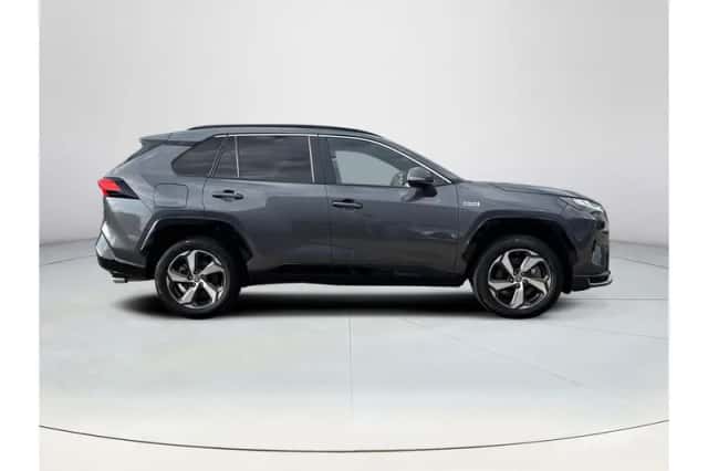Toyota RAV4 (2022) thumbnail 6