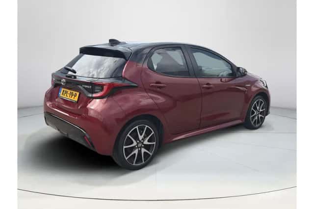 Toyota Yaris (2020) thumbnail 5