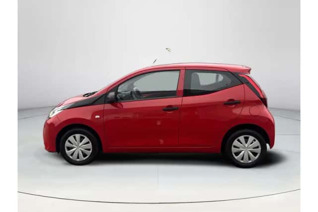 Toyota Aygo (2020) thumbnail 2