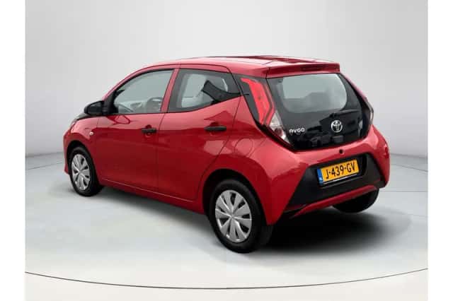 Toyota Aygo (2020) thumbnail 3