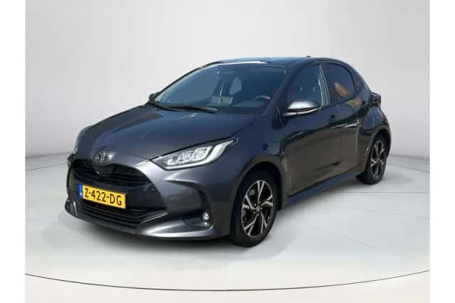 Toyota Yaris (2024) thumbnail 1