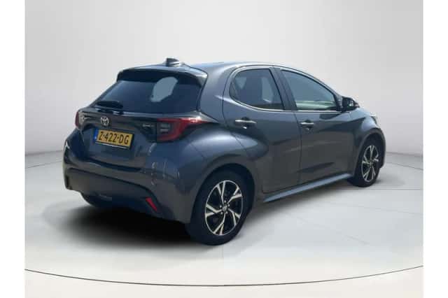 Toyota Yaris (2024) thumbnail 5
