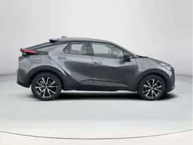 Toyota C-HR (2025) thumbnail 6