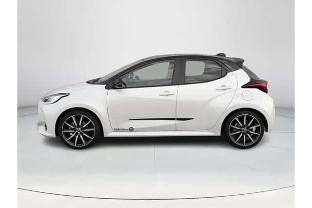 Toyota Yaris (2026) thumbnail 2