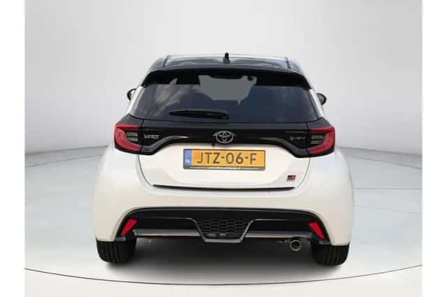 Toyota Yaris (2026) thumbnail 4