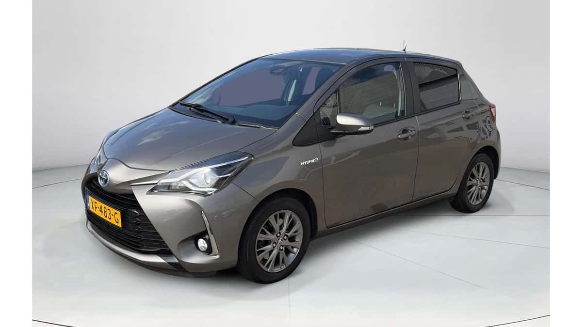 Toyota Yaris (2018) — foto 1