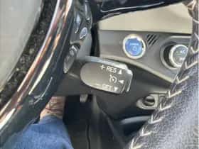 Toyota Yaris (2018) thumbnail 23
