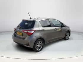 Toyota Yaris (2018) thumbnail 5