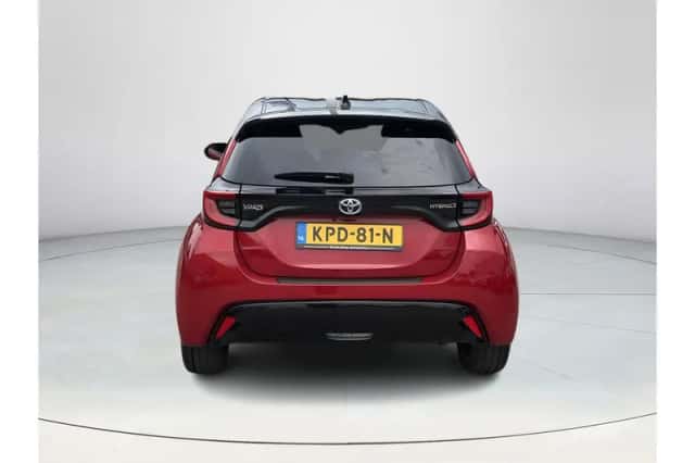 Toyota Yaris (2024) thumbnail 4