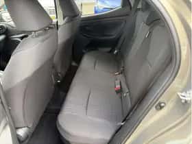 Toyota Yaris (2023) thumbnail 10