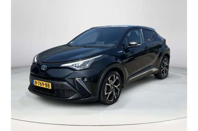 Toyota C-HR (2022) thumbnail 1