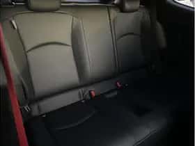 Toyota Yaris (2024) thumbnail 12