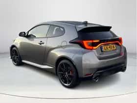 Toyota Yaris (2024) thumbnail 4