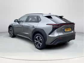 Toyota bZ4X (2026) thumbnail 3