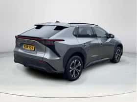 Toyota bZ4X (2026) thumbnail 5
