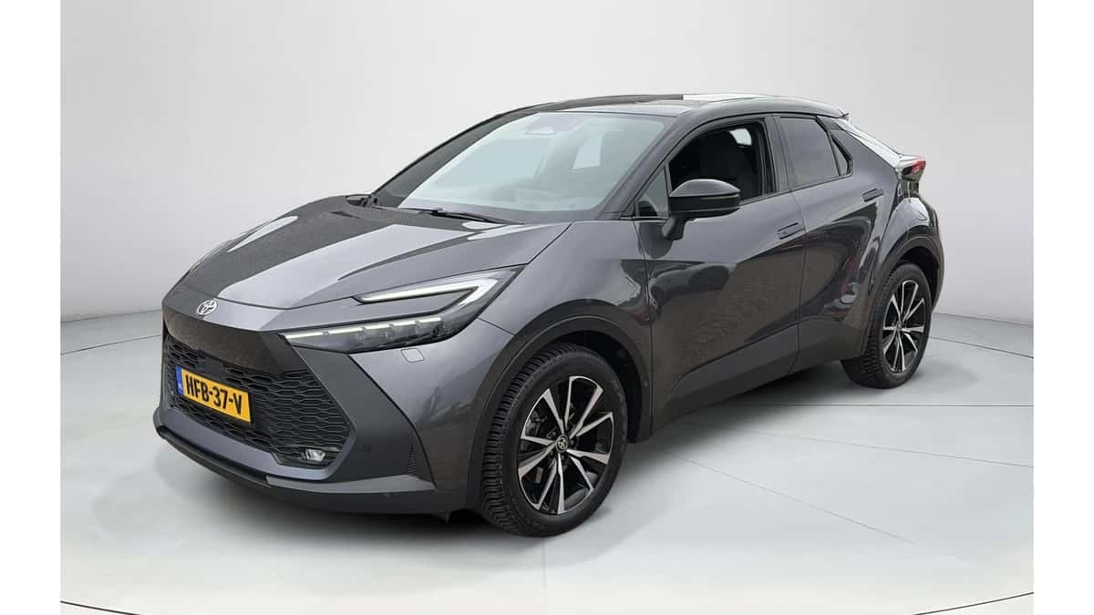 Toyota C-HR (2024) — foto 1