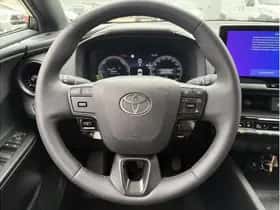 Toyota C-HR (2024) thumbnail 15
