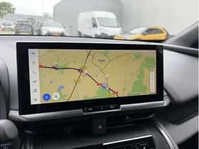 Toyota C-HR (2024) thumbnail 26