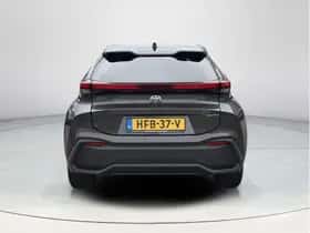 Toyota C-HR (2024) thumbnail 5